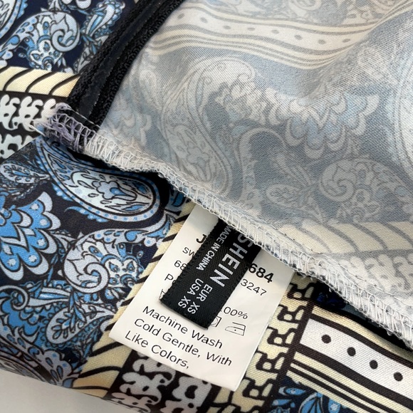 Bandana top✨ - Picture 3 of 3